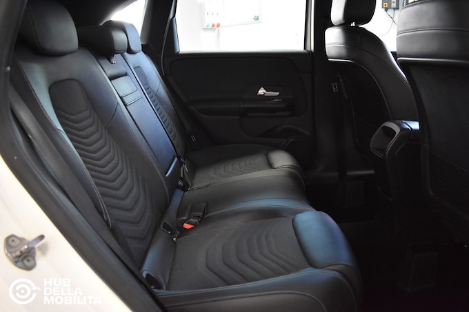 MERCEDES-BENZ B 180 d Automatic Sport